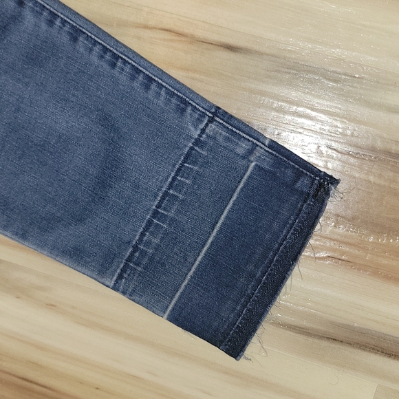 Democracy knee Slit Jeans - Picture 7 of 12